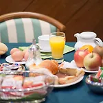 فندق فلورا