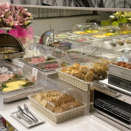 Flora 3* Milan