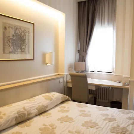 Flora Hotel Milan