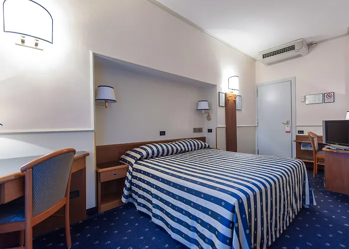 Hotel Flora