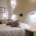 Flora Ξενοδοχείο