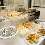Flora Hotel 3*